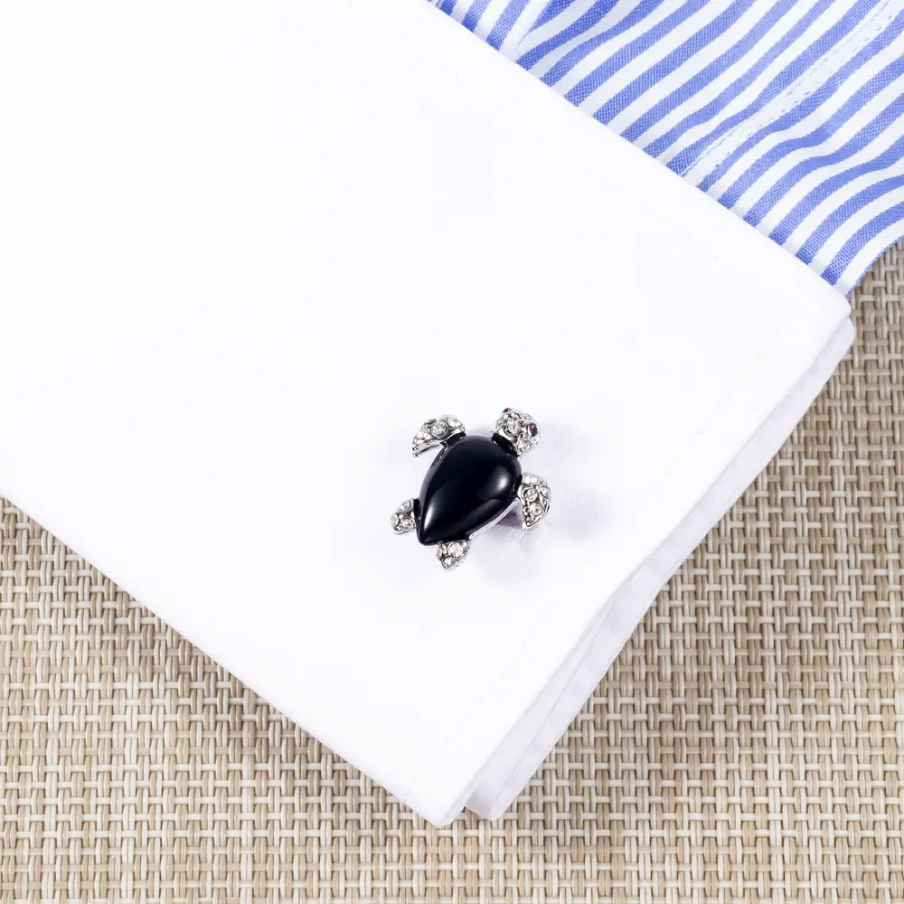Wholesale Luxury Men Jewel Animal Design Black Onyx Turtle Crystal Cufflinks For Men Shirt CS0004 Manufacturer, Company