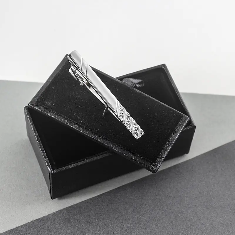 ODM Direct Factory Sales Personalized Men's Metal Diamond Tie Clip Elegant Business Necktie Accessory TS0030 Factories, Companies