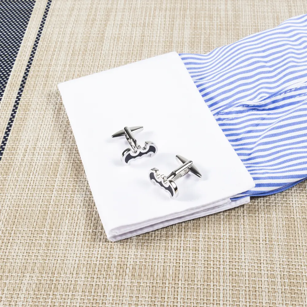 Wholesale Elegant Cheap Brass Material Square Shaped Black Enamel  Men Cufflinks CC0252