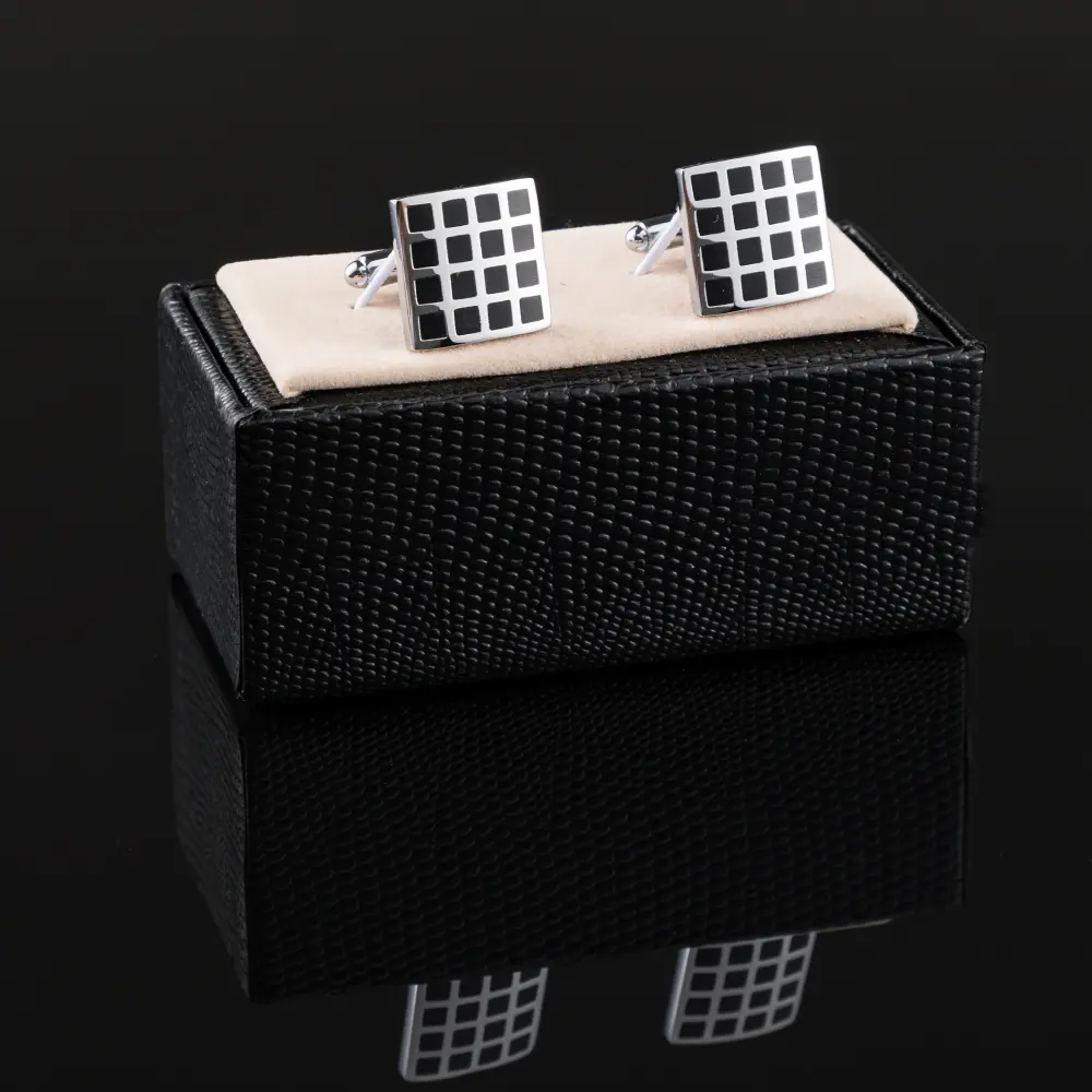 Wholesale Fashion Simple Design Accessories Square Black and White Plaid Brass Cufflinks CC-Q121 Factories, Companies