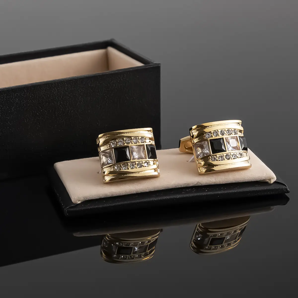 Custom JINJIE Hot Selling Luxury Square Rhinestone Diamond Crystal Copper Cufflinks For Men Suit Shirt CS0108 Suppliers, Factory