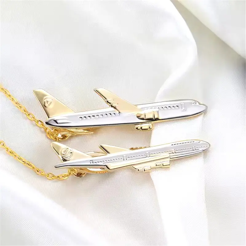 Wholesale Brass Material Novelty Golden Color Airplane Tie Clip with Chain for Men Manufacturer, Company