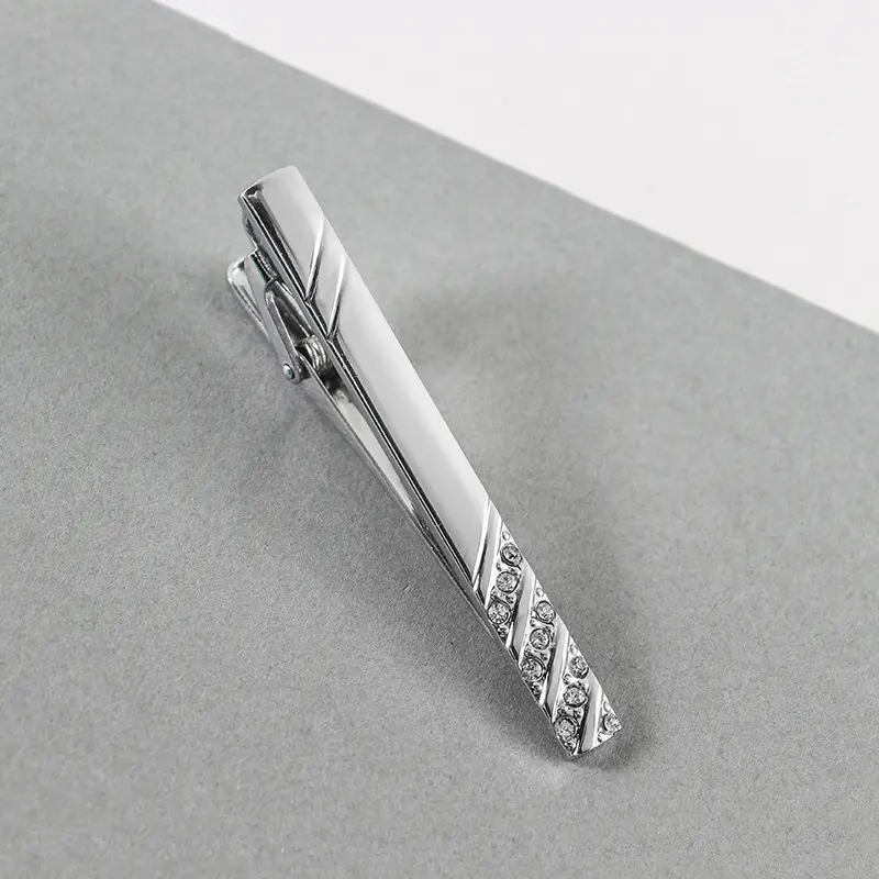 ODM Direct Factory Sales Personalized Men's Metal Diamond Tie Clip Elegant Business Necktie Accessory TS0030 Factories, Companies