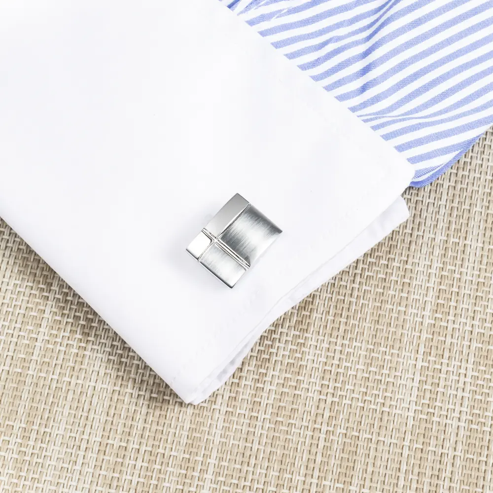 Wholesale New Arrival Elegant Glossy Engraving Button French Exquisite Cufflinks CL-C016
