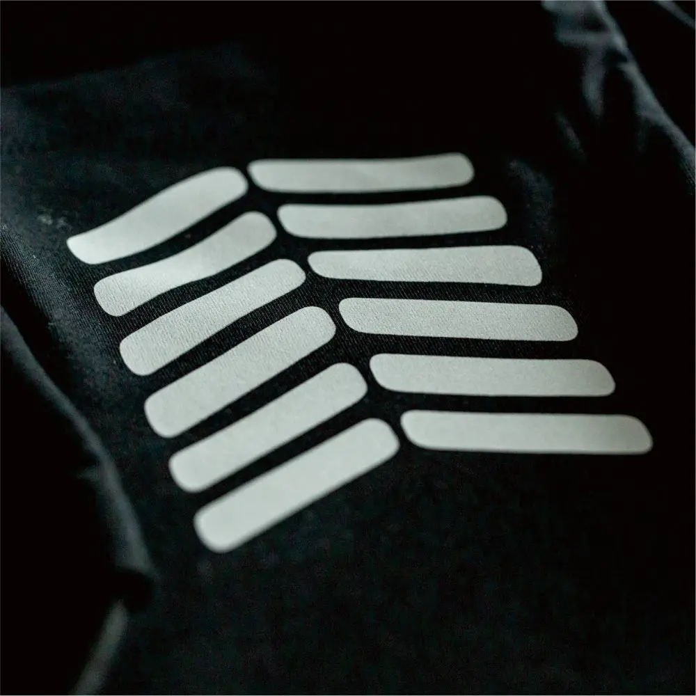 Fluorescent print technique using bright neon inks for high-visibility sportswear and fashion