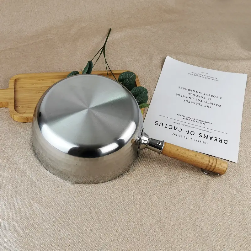 China Japanese Style Stainless Steel Yukihira Saucepan-304 Stainless Steel Food-Grade Non-Stick Soup Milk Pot With Wooden Handle Household Cooking Cookware Snow Pan Supplier, Exporter