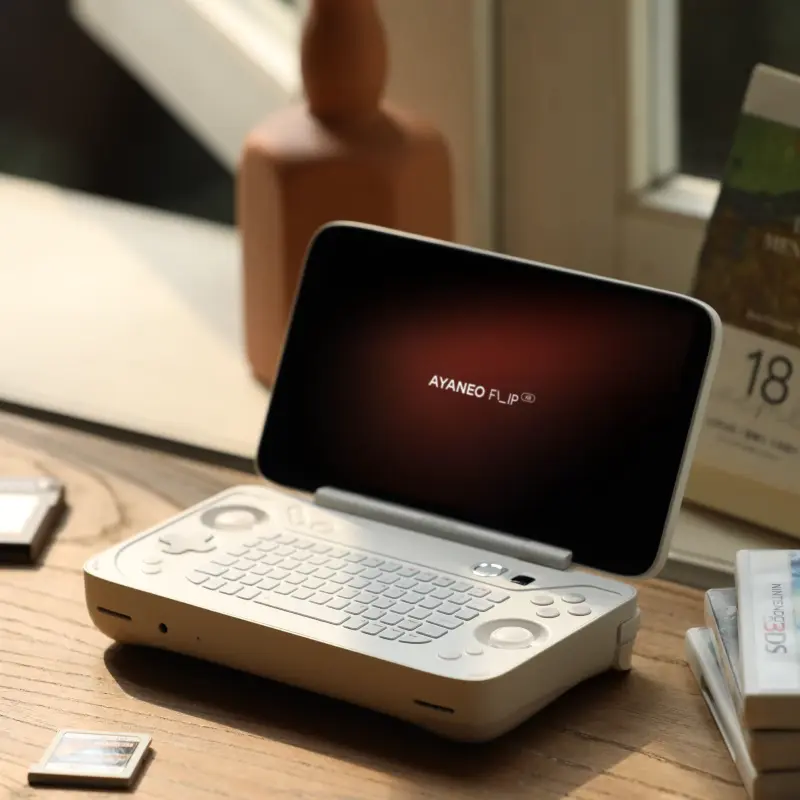 Famous AYANEO FLIP KB Konsol Game Saku Lipat Keyboard Penuh 120Hz Sikat Tinggi Layar Kecerahan Tinggi AMD Rui Long 7840U / 8840U Hall Joystick Windows Pocket PC Suppliers, Factories