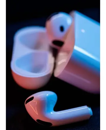 4th generation top-equipped TWS headphones