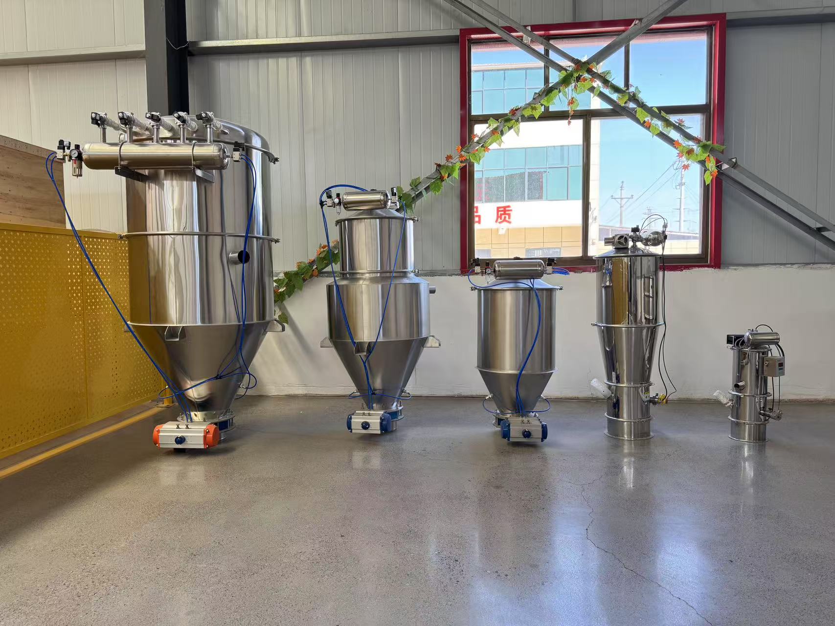 High-Efficiency Labor-Saving Pneumatic Conveying System Mixing Functions Vacuum Conveyor