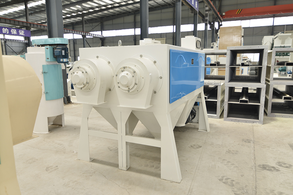 Hot Sale Automatic Wheat Flour Milling Machine/ Horizontal Wheat Scourer Machine