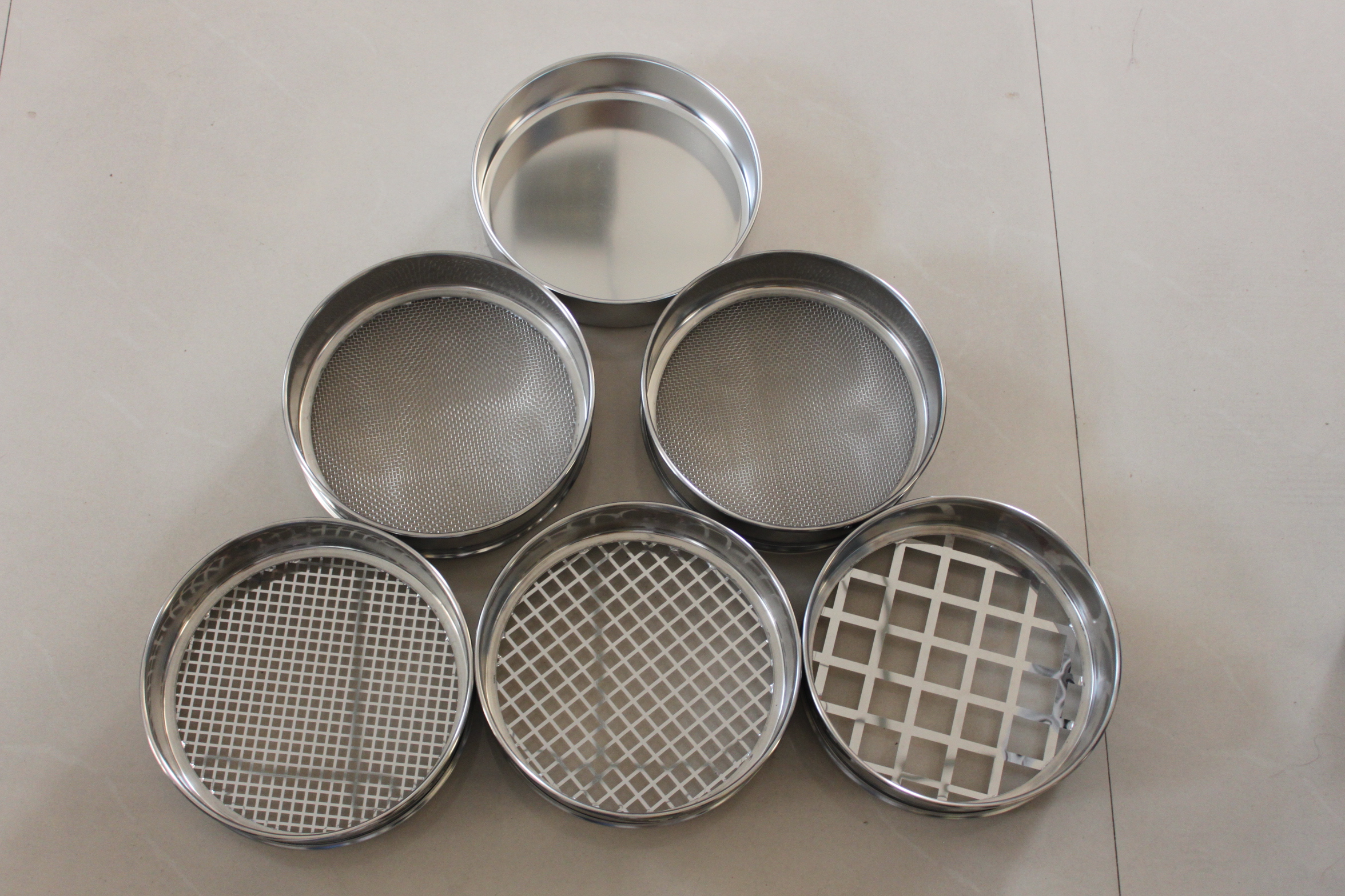 Small Laboratory Test Sieve Shaker 200 300 MM 8 Decks Wheat Flour Analyzer Powder Particle Laboratory Screen Machine