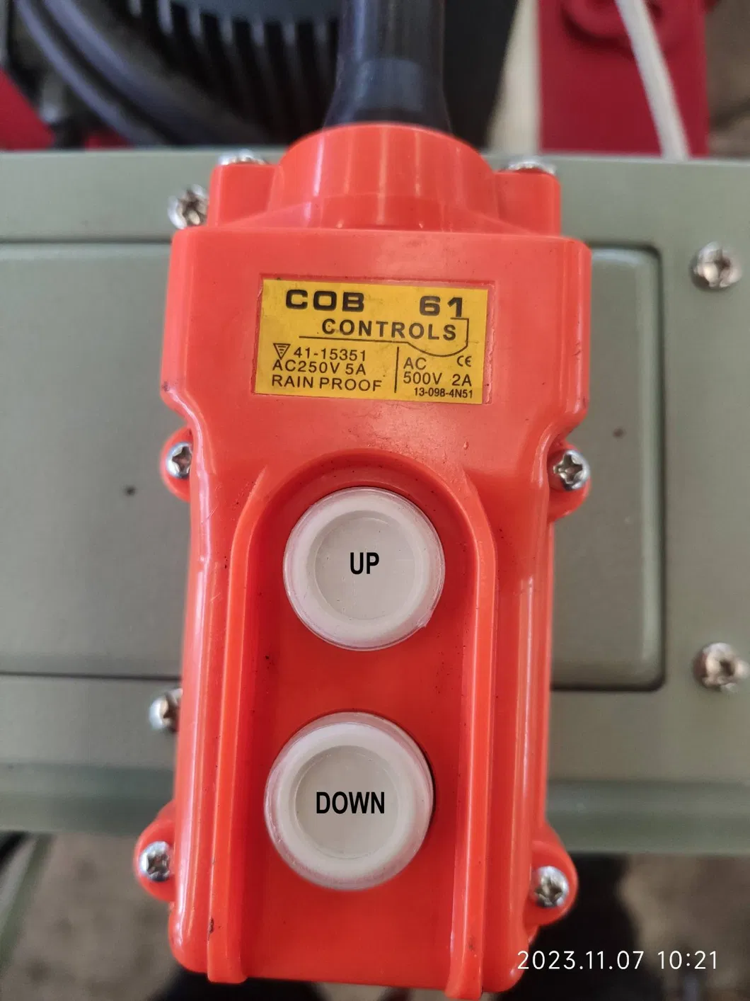 Hydraulic jacking operation 3