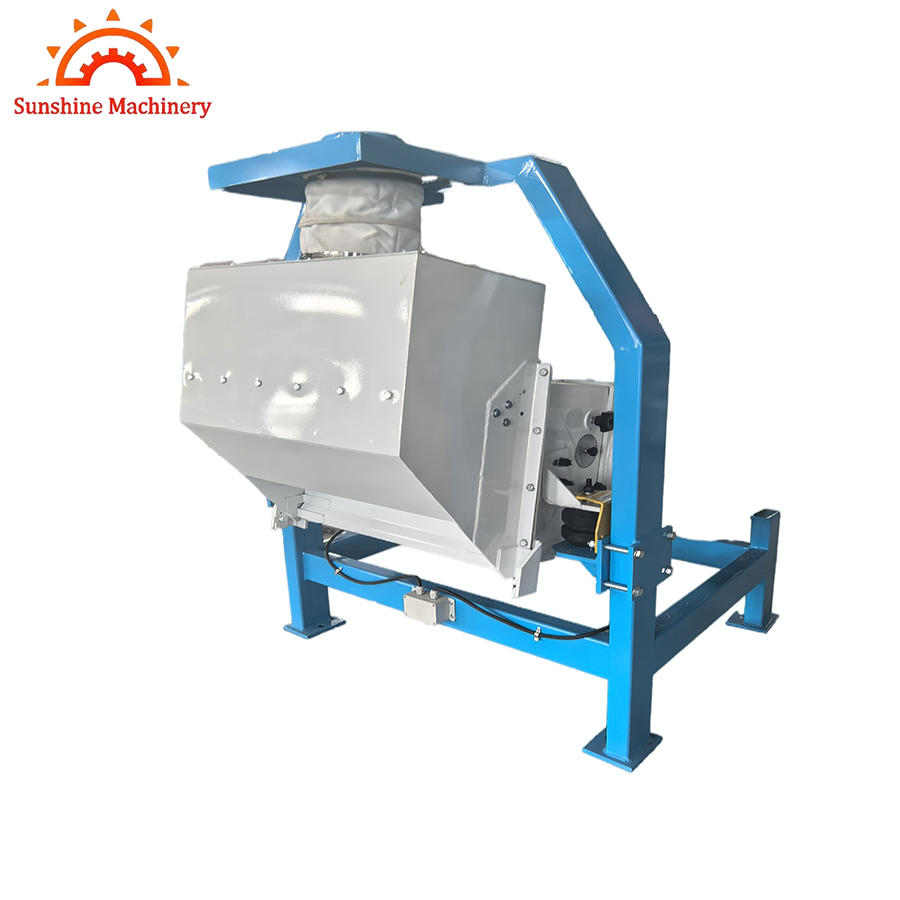 Automatic Vibratory Grain Peanut Coffee Bean Corn Wheat Vibrating Screen Cleaning Equipment