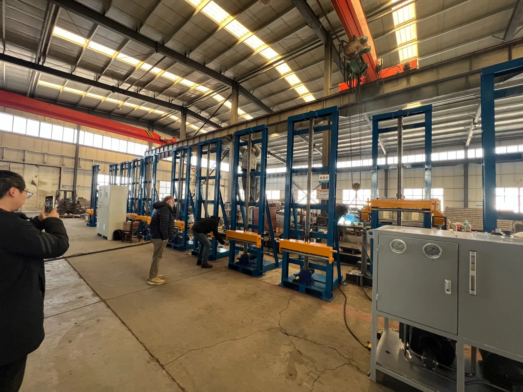 High-Stroke Lead Screw Electric Mechanical Jacking System for Grain Storage Silos with Stable Spacing