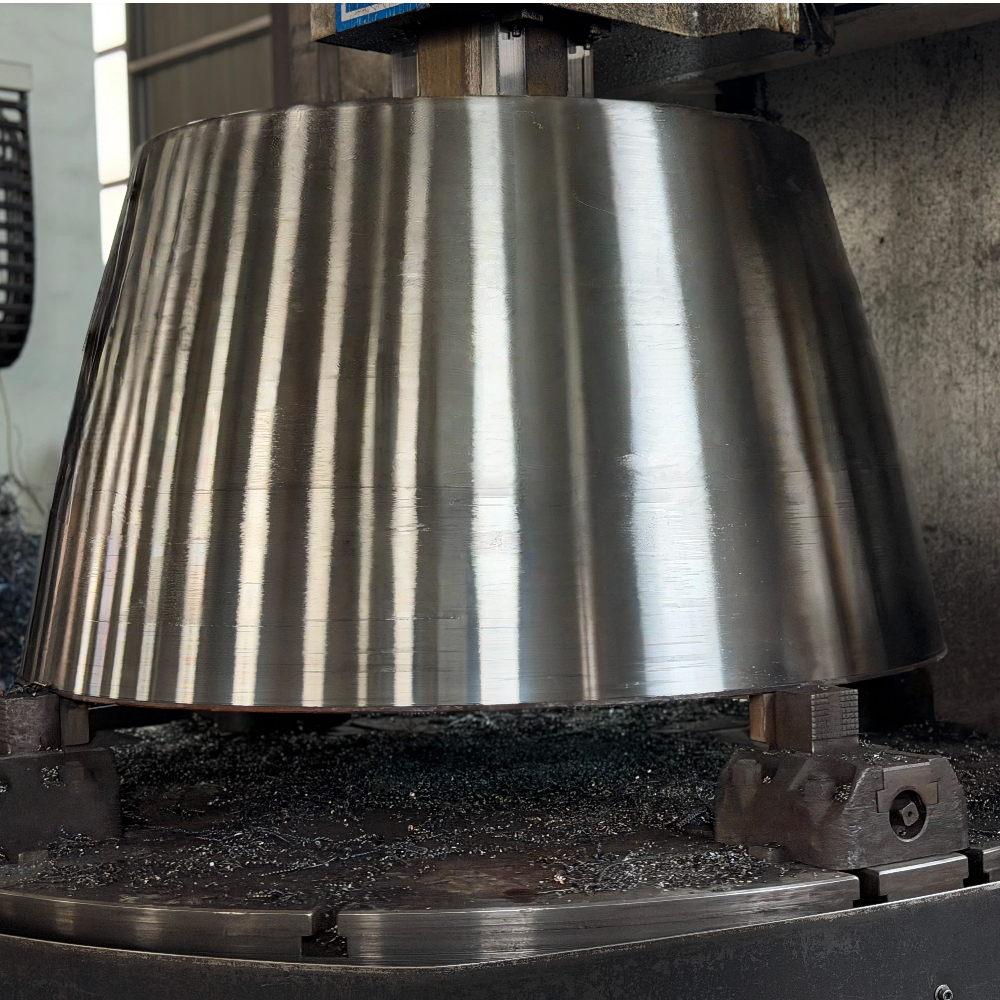 DMAX Cast Large Size Roller Rolling Mill Machine Alloy Steel Chrome Plated Patented Rust Proof Coating Hot Rolling Seamless