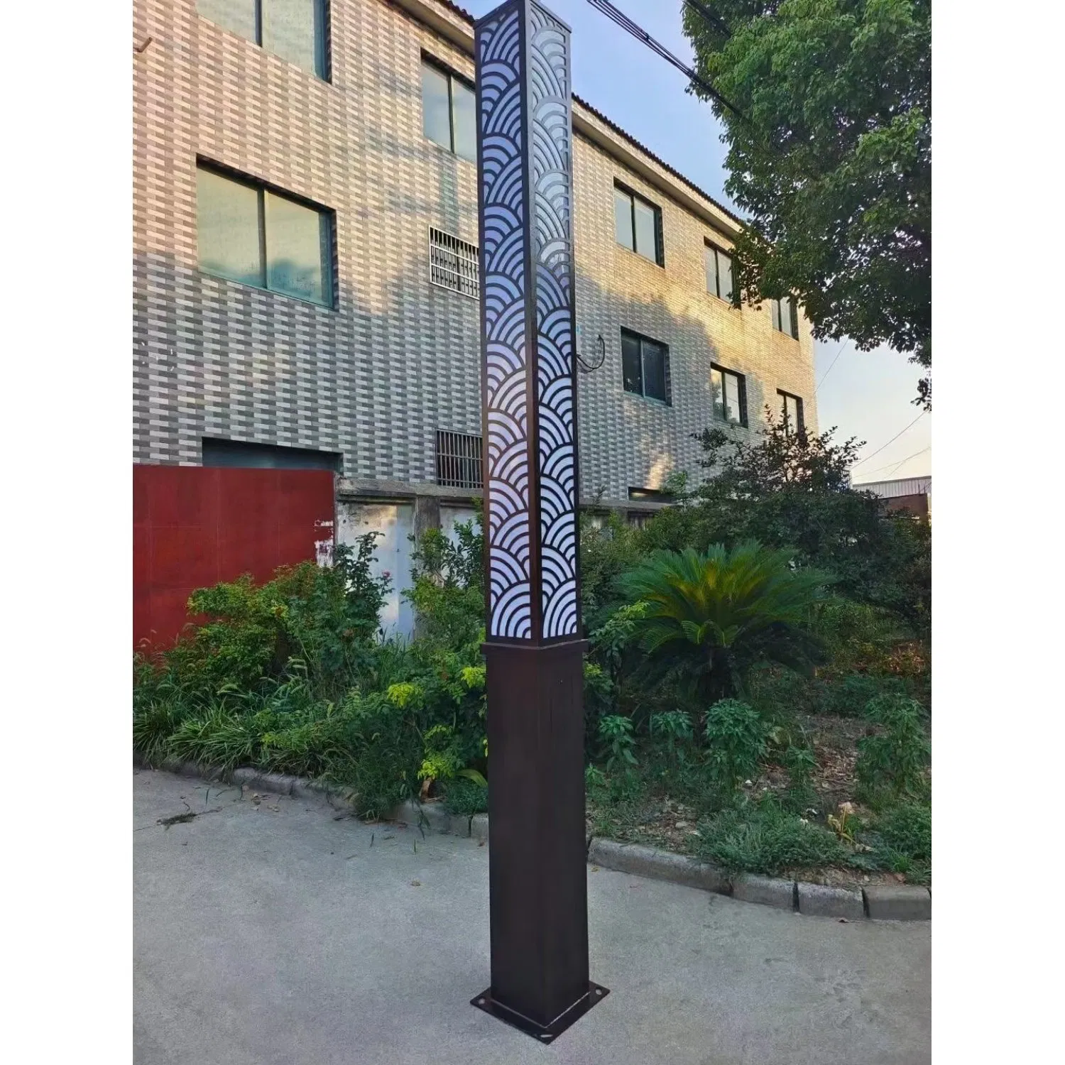 إضاءة محيطية لتحسين المناظر الطبيعية متانة على مدار السنة ضوء عمود حديقة LED خارجي لتحديد حدود الحديقة وإضاءة السقائف والبراجيل