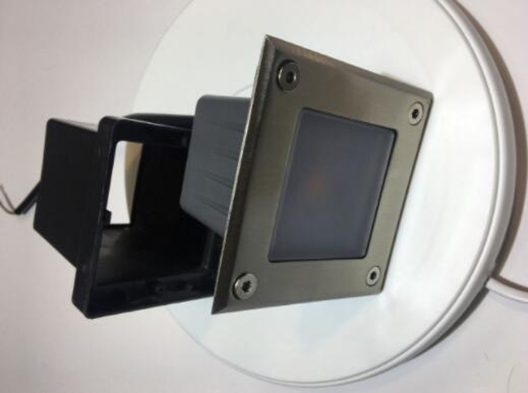 إضاءة حديقة LED مربعة من البلاستيك 220V 11W COB LED RGB<Sb8313-11W>