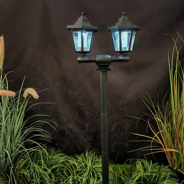 مصباح LED للطاقة الشمسية مزدوج الرأس فعال وآمن للإضاءة الخارجية لمسارات الحدائق