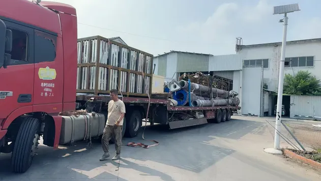 خطوط إنتاج متطورة لمصابيح LED