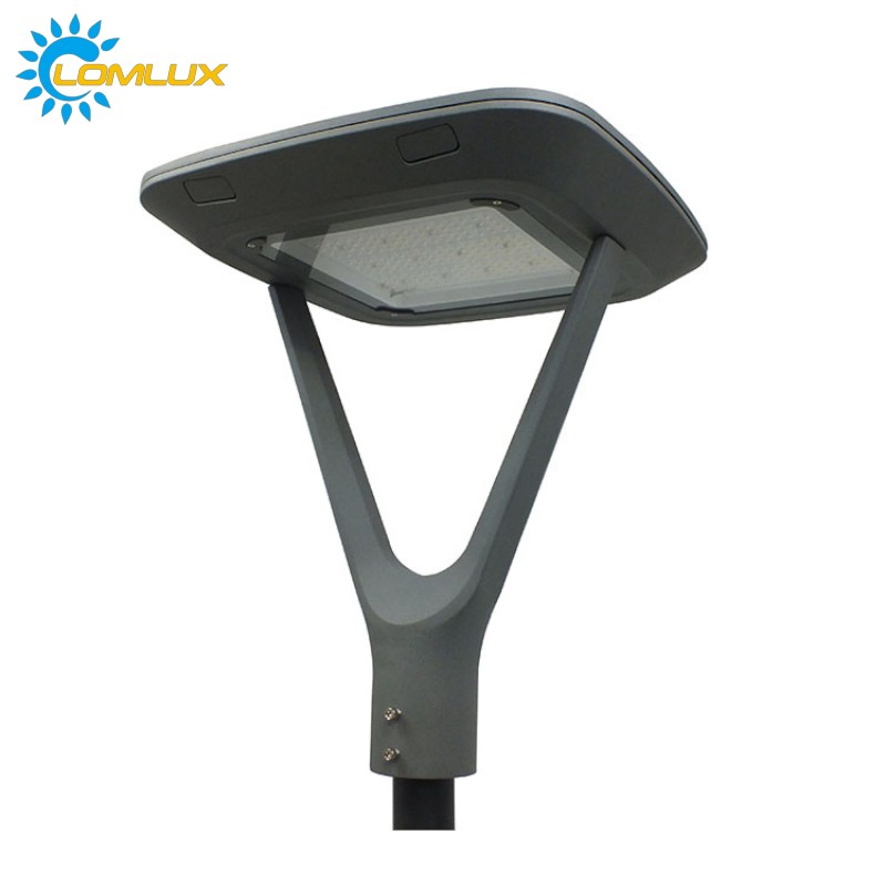 مصباح عمود حديقة حديث بتقنية LED لمواقف السيارات التجارية