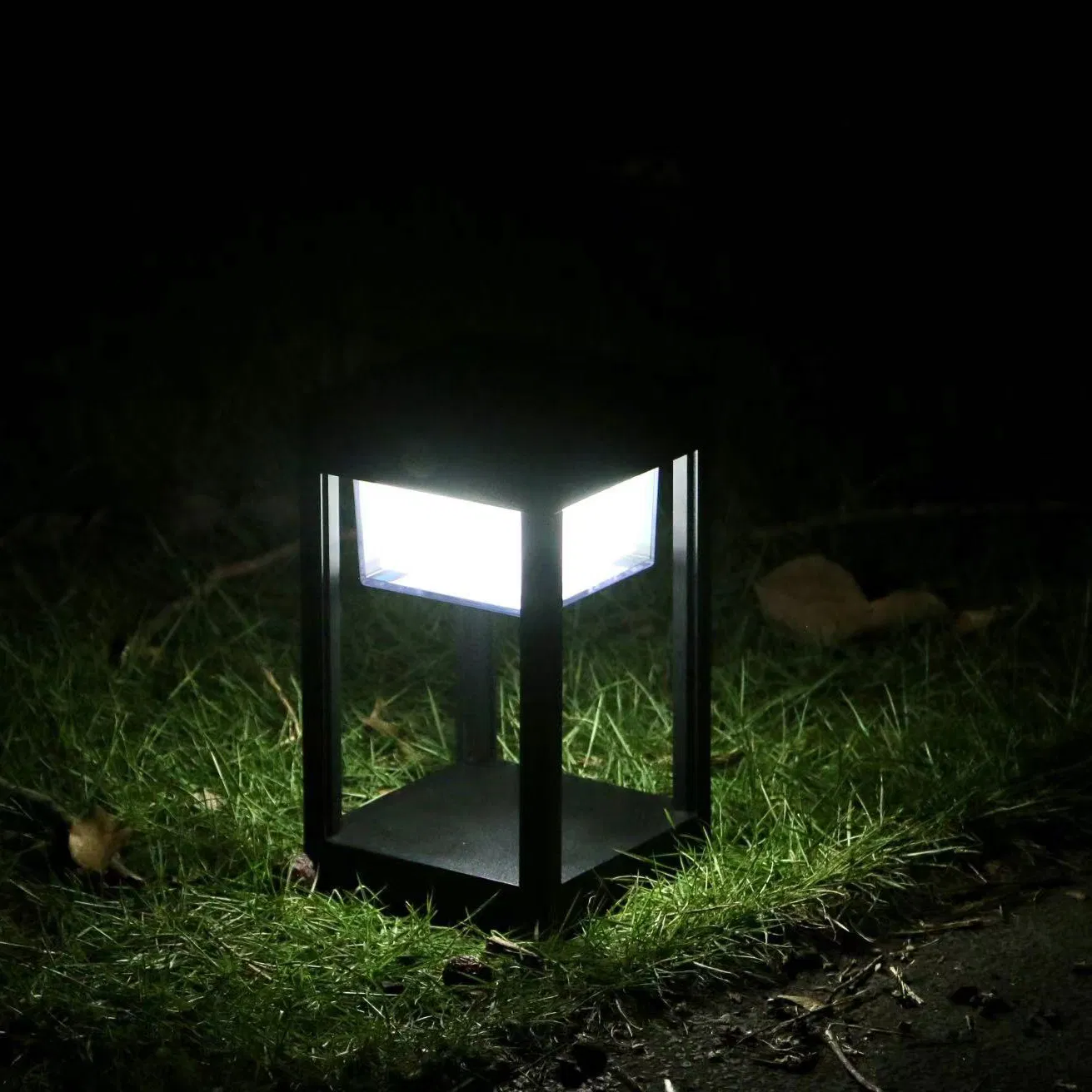 مصباح حديقة شمسي LED من الألمنيوم مع Spike مباشرة من المصنع