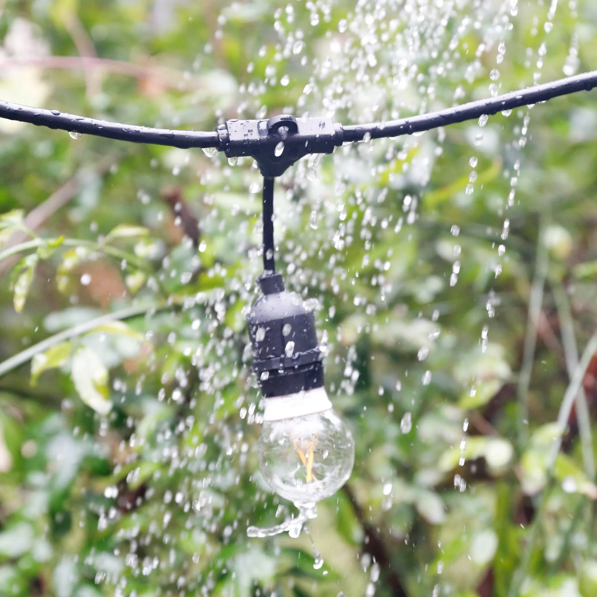 مصنع 10m 20 ضوء سلسلة معلق LED تجاري مقاوم للماء E27 ضوء ثقيل للخارج من PVC للحفلات DIY وحدائق العطلات S14 ضوء فستون IP65