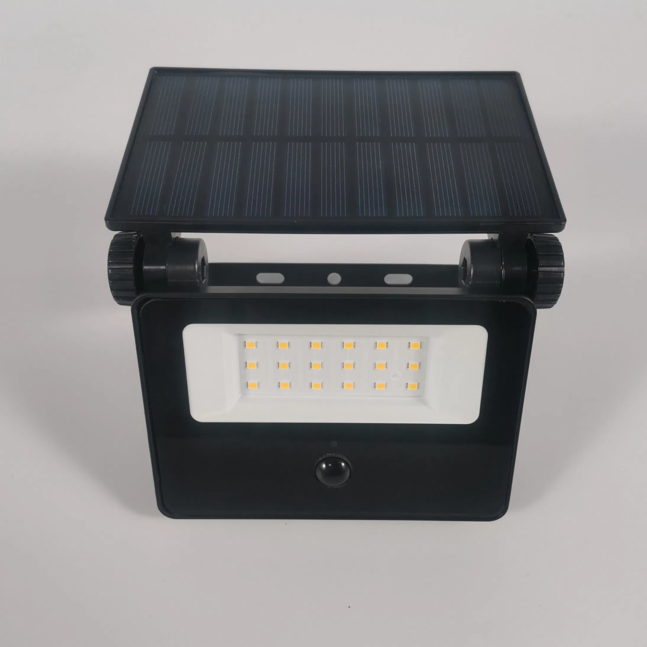 مصباح حائط LED ذكي خارجي قابل للطي مع استشعار ضوئي يعمل بالطاقة الشمسية بجهد 12V للحدائق والحدود