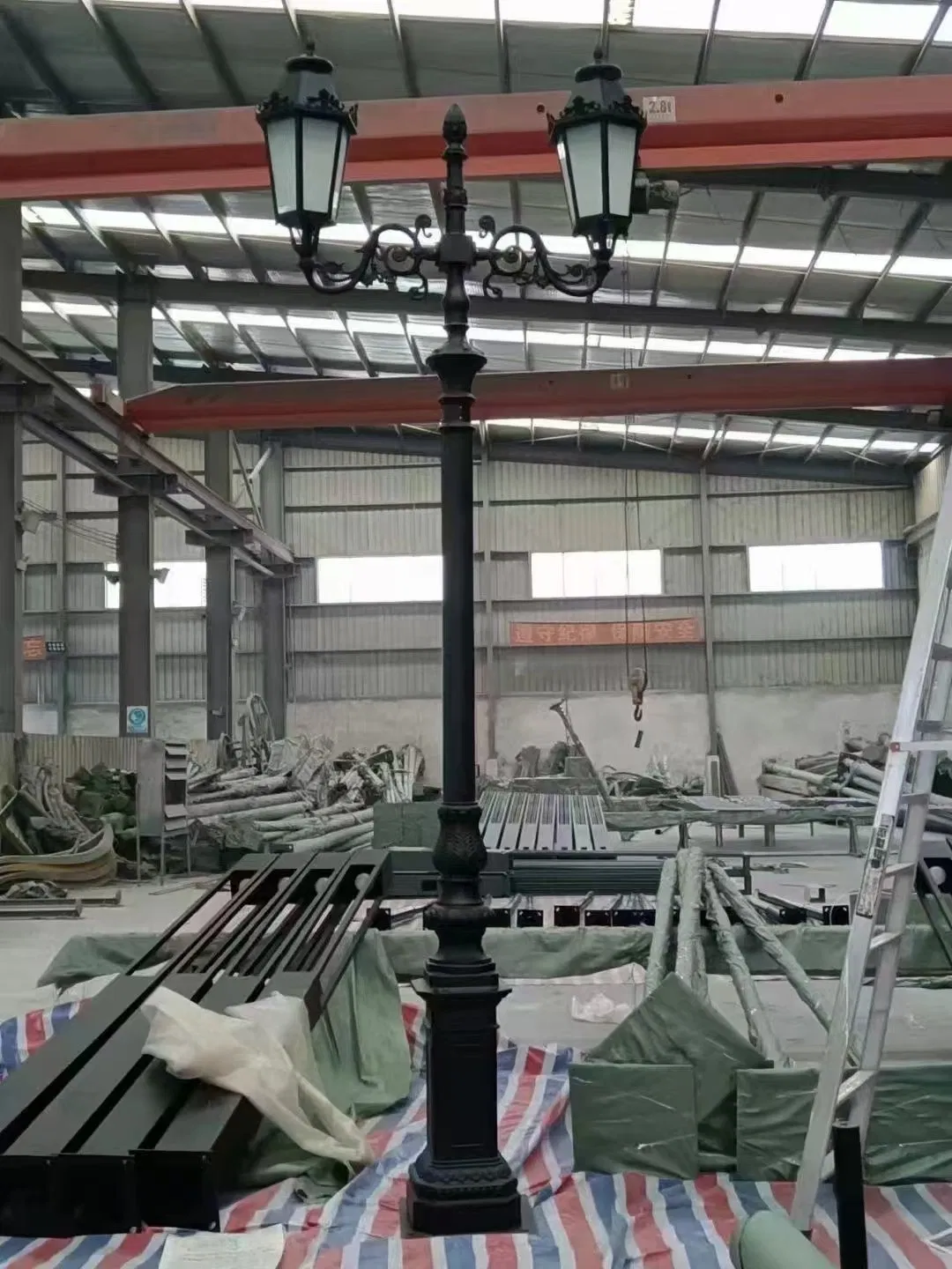 مصباح حديقة LED خارجي من الألمنيوم الجديد على الطراز الأوروبي الفيكتوري 2m 3m 4m