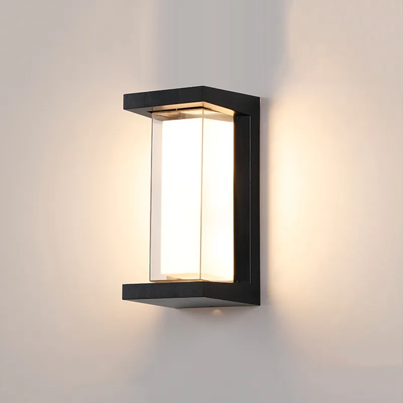 مصباح LED بحساس حركة للاستخدام الخارجي - مدخل، فناء، وحديقة