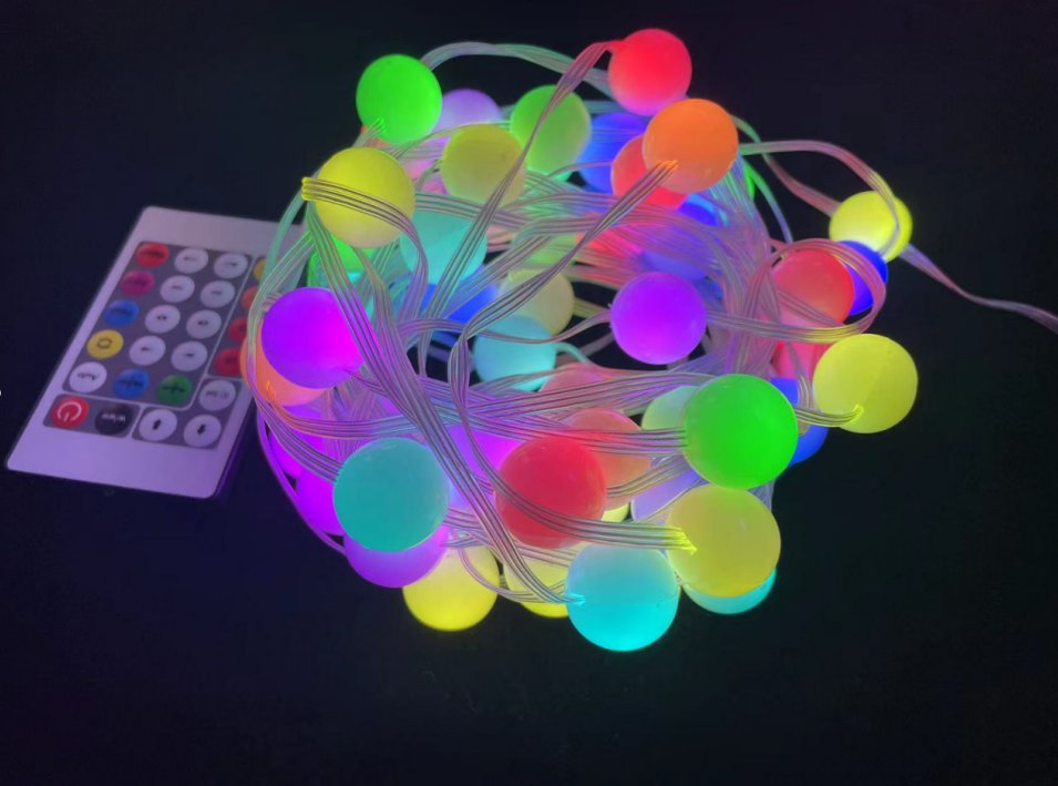 مصباح حبة LED جديد IP65 مع إضاءة RGB قابلة للتعتيم لتزيين الحدائق وزينة عيد الميلاد