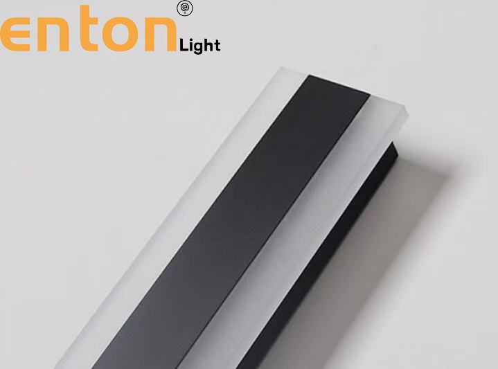 ضوء حائط خارجي ذكي بتغيير الألوان RGB IP65 LED للحديقة