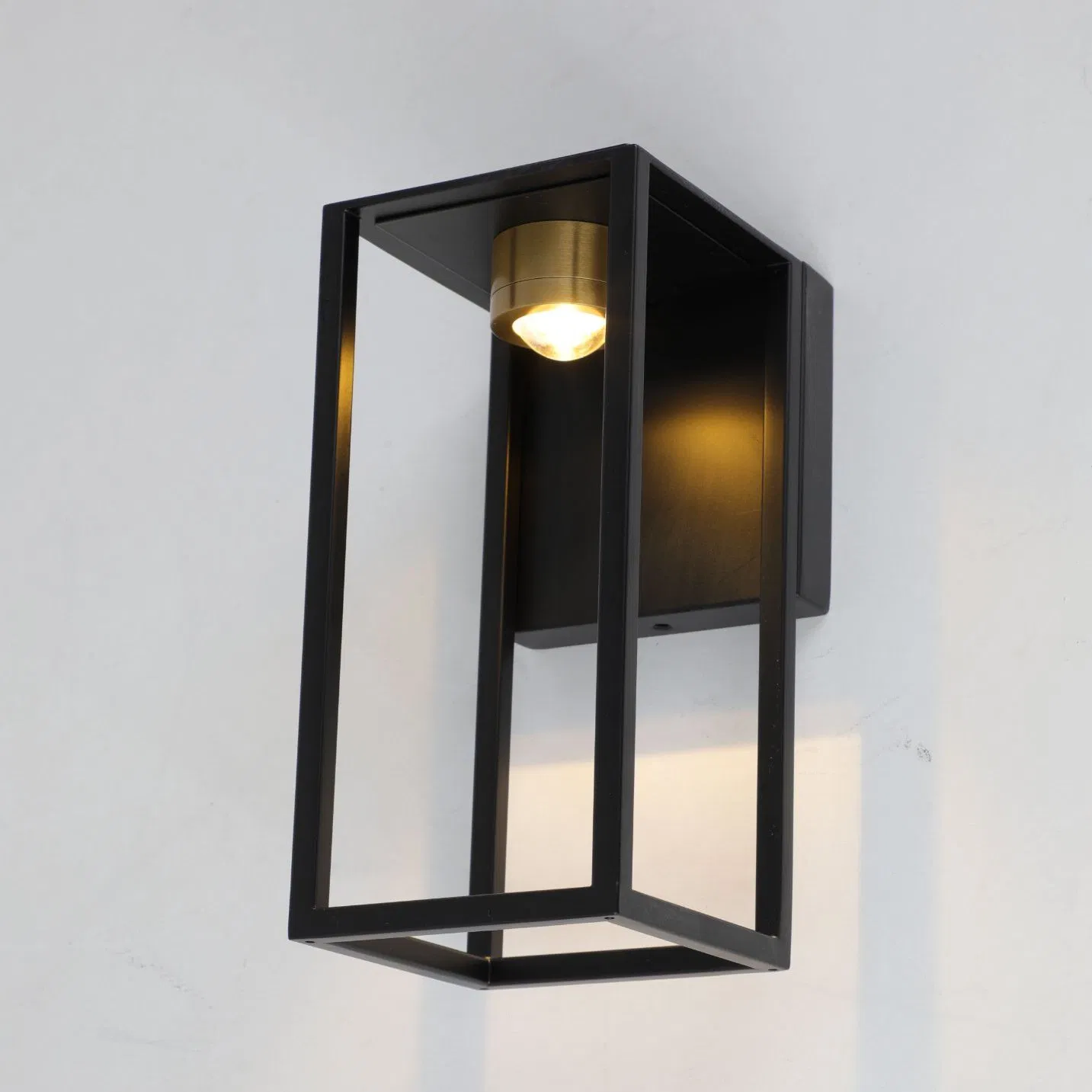 إطار هندسي بسيط مصباح جدار خارجي حديث بسيط مقاوم للماء LED