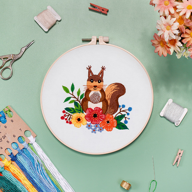 DIY Embroidery Kit Fox Beginners Sewing Embroidered Crafts Handmade Cross Stitch Kits Needlework Cartoon Animal Cross Stitch Kits with Hoop