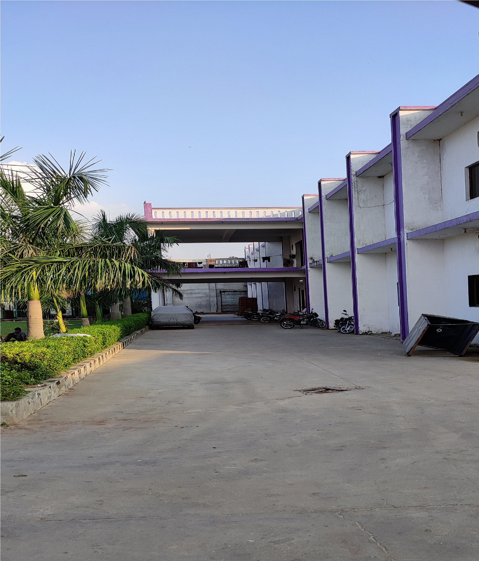 Showroom Image 3