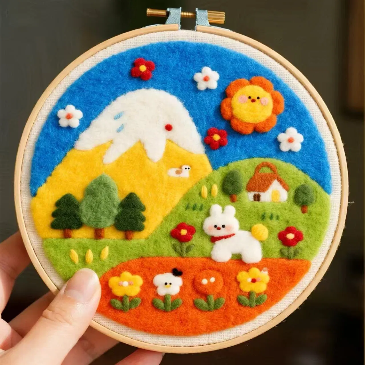 DIY Wool Needle Felt Painting Embroidery Kit Farm Pattern Canvas Support Base for Beginners
