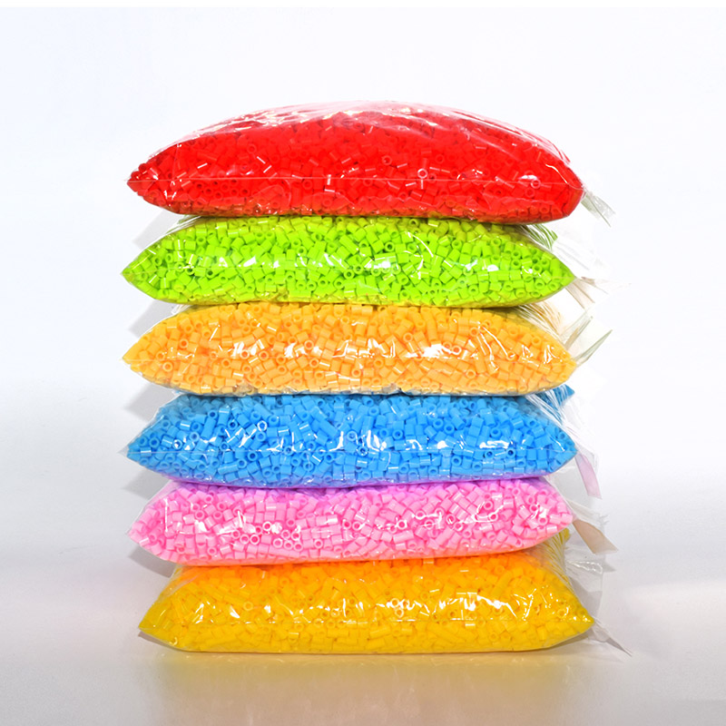 Wholesale 57 Color DIY Educational Hama Perler Beads Kit Kids Puzzle Game 5mm Eva Bulk Beads Plastic Material