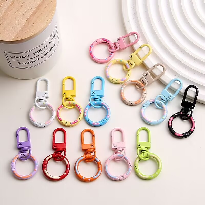DIY Modern Jewelry Making Kit Matte Lacquer Gate Buckle Donut Spring Ring Iron Keychain Clasp Phone Chain Bag Charm Material QY