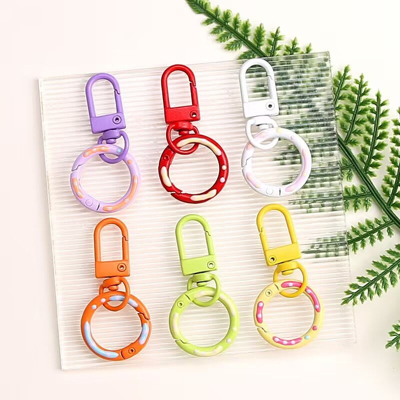 DIY Modern Jewelry Making Kit Matte Lacquer Gate Buckle Donut Spring Ring Iron Keychain Clasp Phone Chain Bag Charm Material QY