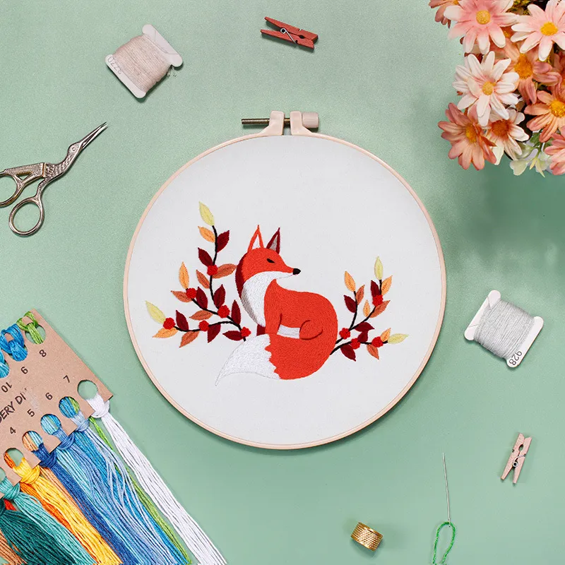 DIY Embroidery Kit Fox Beginners Sewing Embroidered Crafts Handmade Cross Stitch Kits Needlework Cartoon Animal Cross Stitch Kits with Hoop