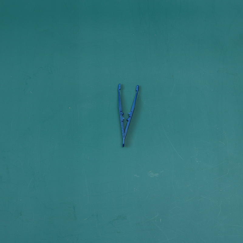 Tweezers