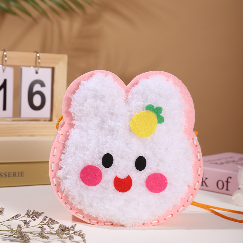 Wholesale Kids DIY Yarn Embroidery Handicraft Kit Cute Animal Felt Sewing Set Educational Toys Knitting Craft Kit