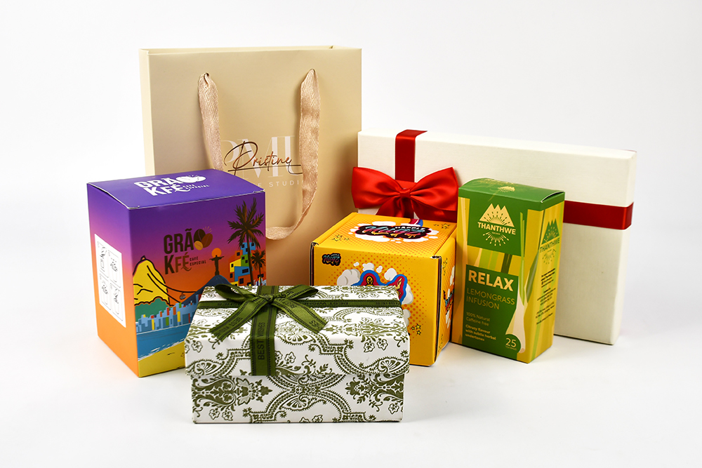 Custom Paper Packaging Boxes & Bags