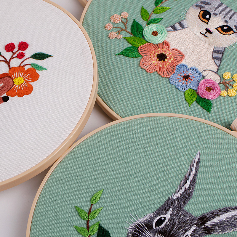 DIY Embroidery Kit Fox Beginners Sewing Embroidered Crafts Handmade Cross Stitch Kits Needlework Cartoon Animal Cross Stitch Kits with Hoop