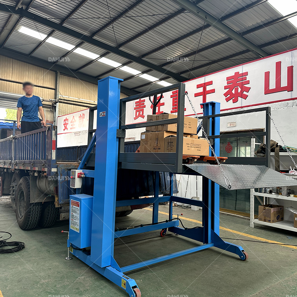 Hydraulic Mobile Loading Platform Lifting Equipment Container Dock Yard Ramp Truck Cargo Elevator