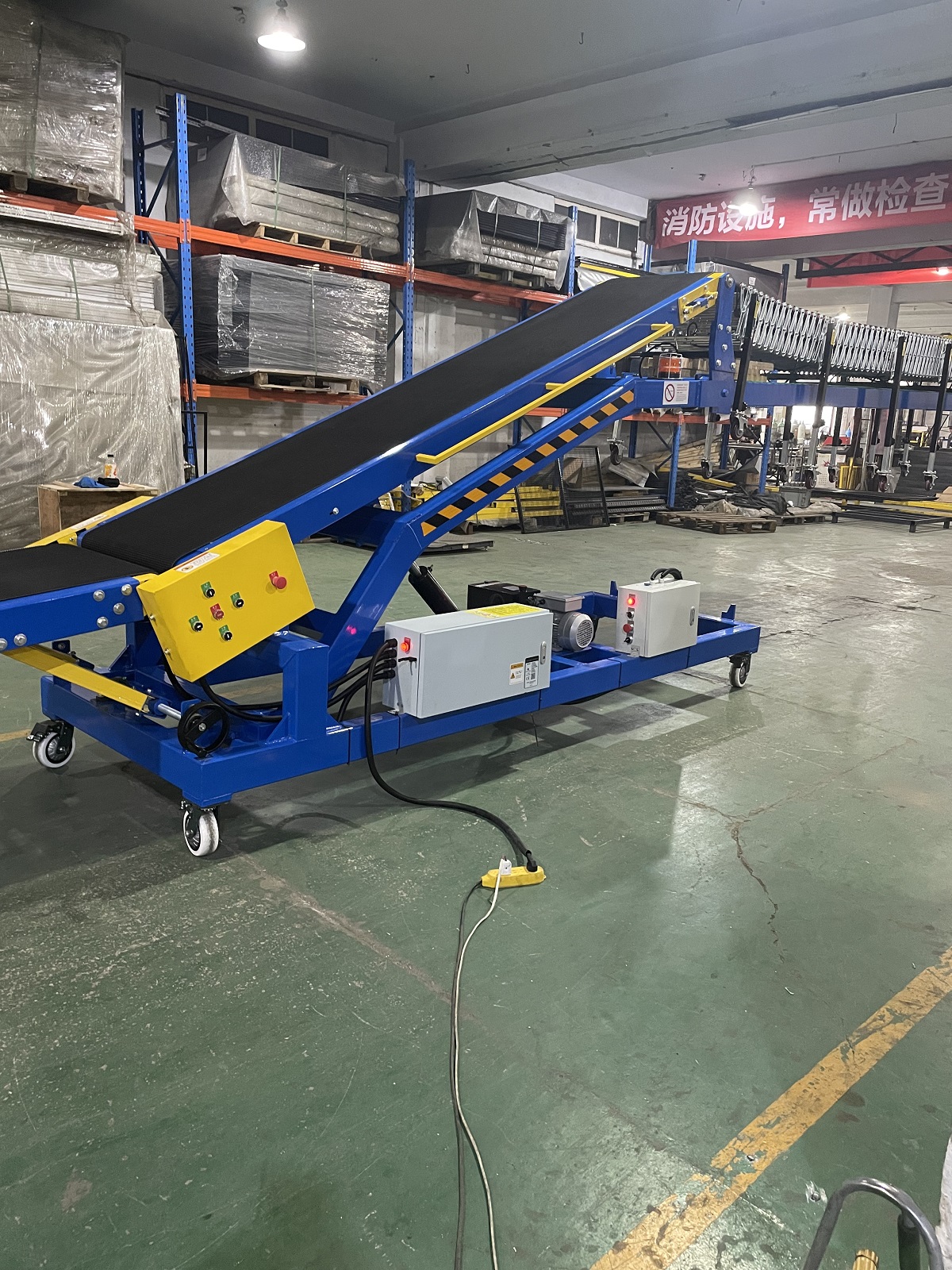 Mobile Container Automatic Container Loading and Unloading Machine for 20ft/40ft Containers - Warehouse &amp; Port Use