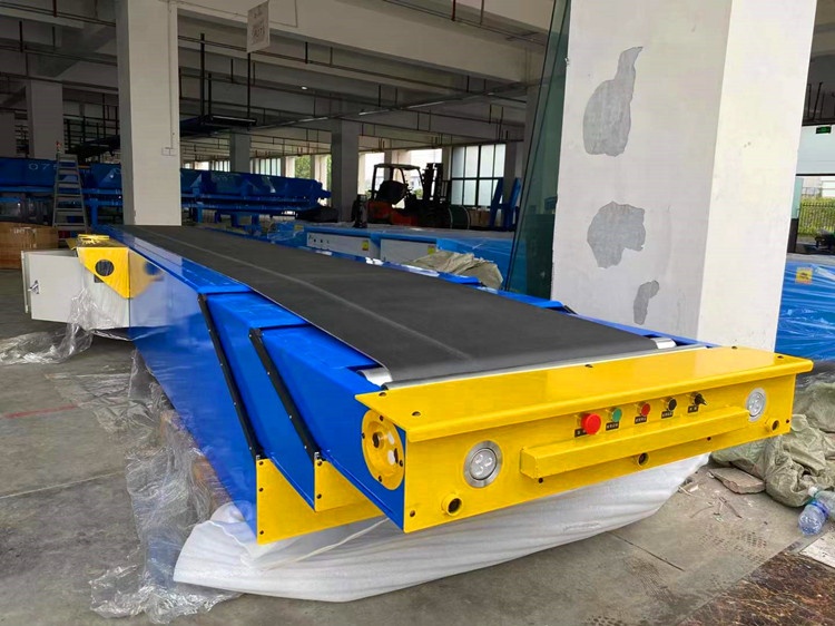 Mobile Transfer Container Retractable Belt Conveyor Adjustable Speed for Warehouse Truck Loading/Unloading Ramps