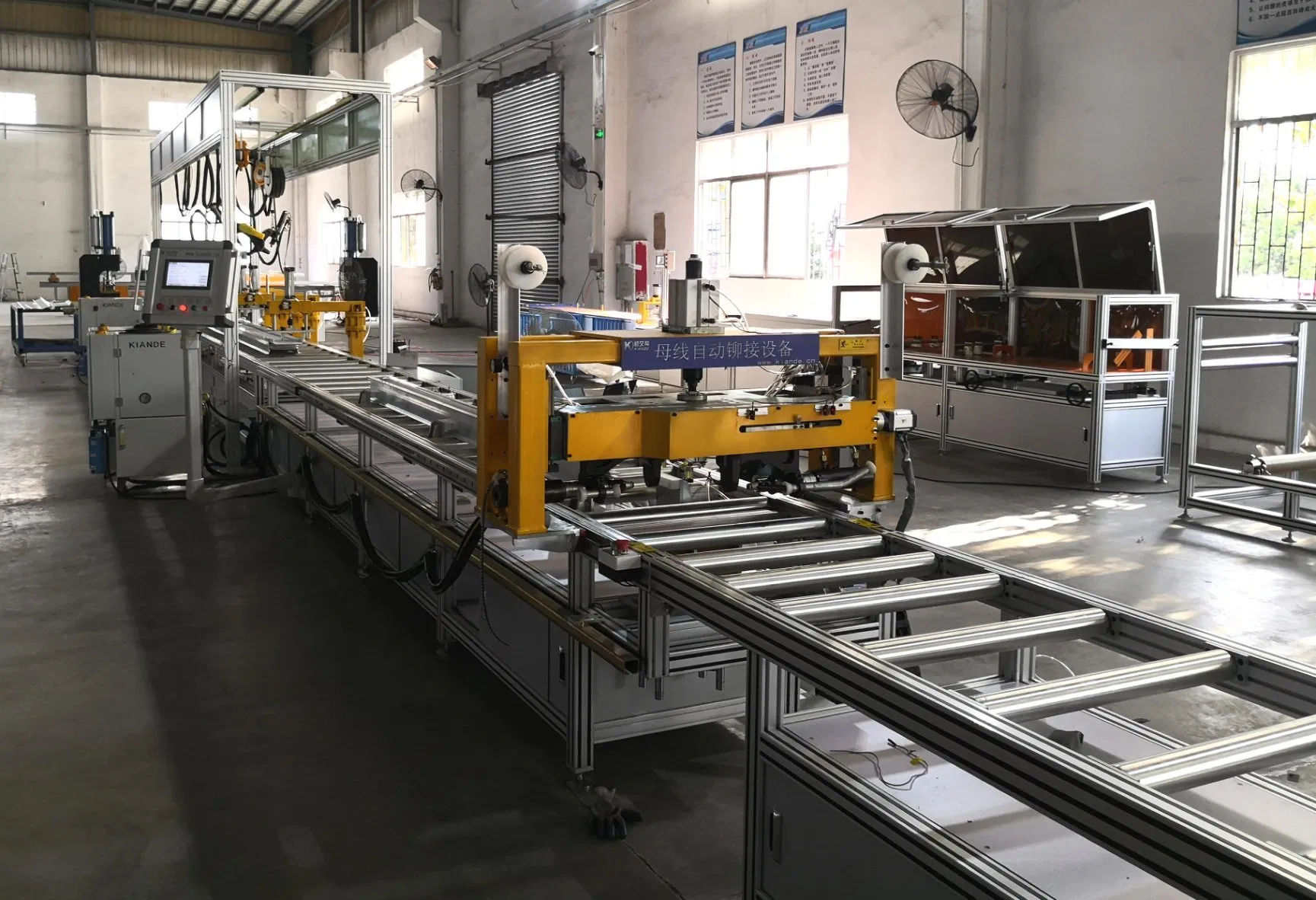 High-Efficiency Compact Busduct Production Line for Global Distribution