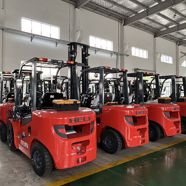 China Heli diesel Forklift 2ton 3ton 5on with Side Shift Adjustable Fork Give Pallet Lifter Forklift Truck