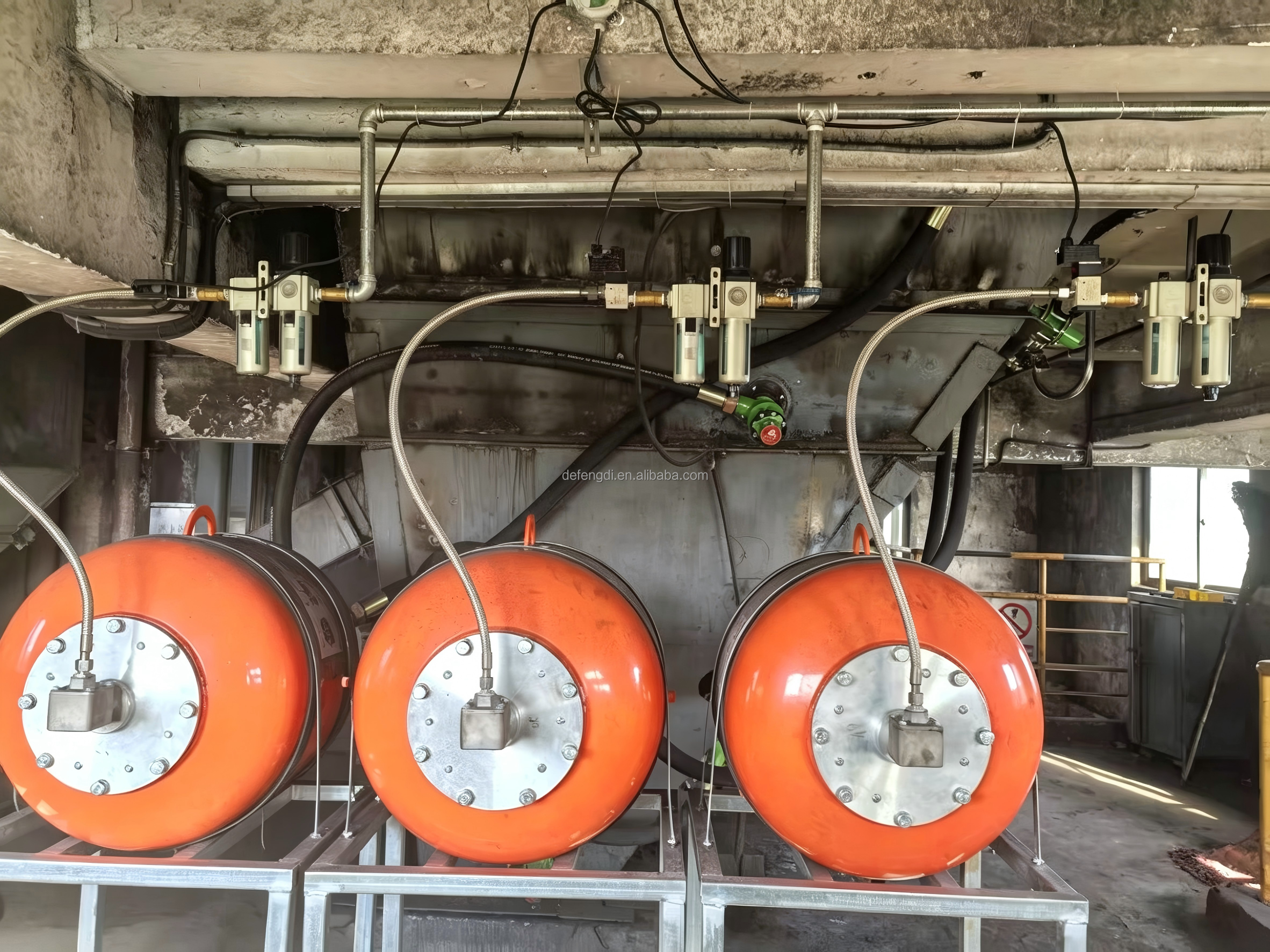 DFD PLC-configured Mining Machinery System Equipment 1.5 Year Warranty 150kg Weight For Solving Silo Chute Blockages Arching Rat