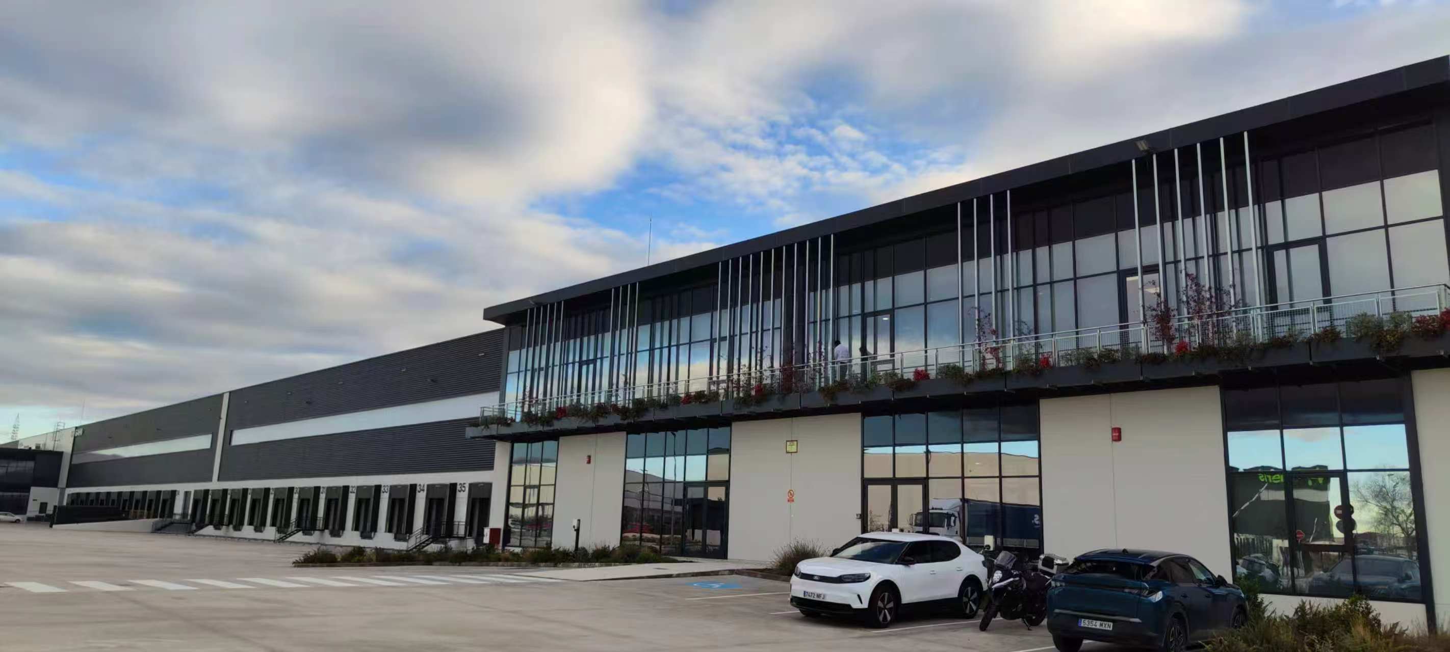 Logistics Warehouse